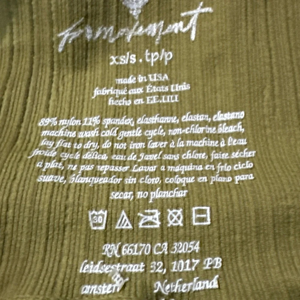 •Sold• FP Movement *Rare* Good Karma Flare Leggings In Olive Green - Picture 7 of 10